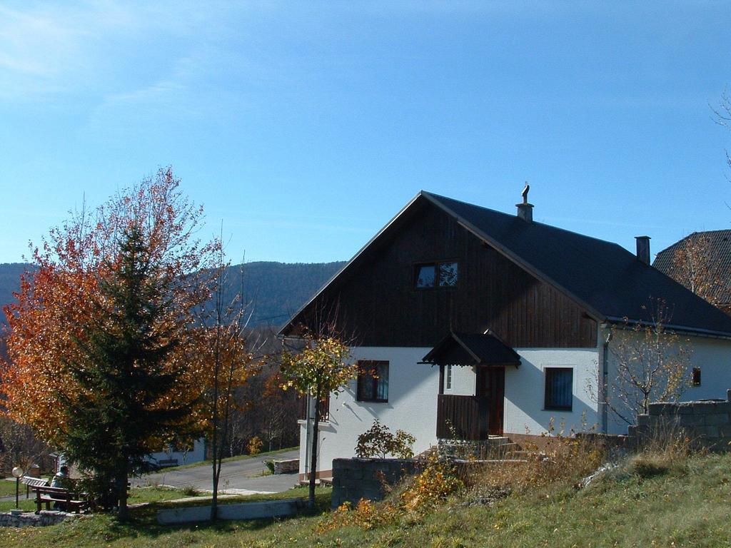 Guest House Tone Poljanak Buitenkant foto